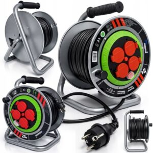 Pikendusjuhe 3x2,5mm metallist trumlil 25m